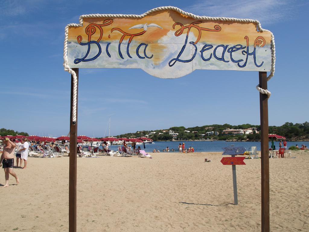 Club Esse Cala Bitta Hotel Baja Sardinia Exterior photo